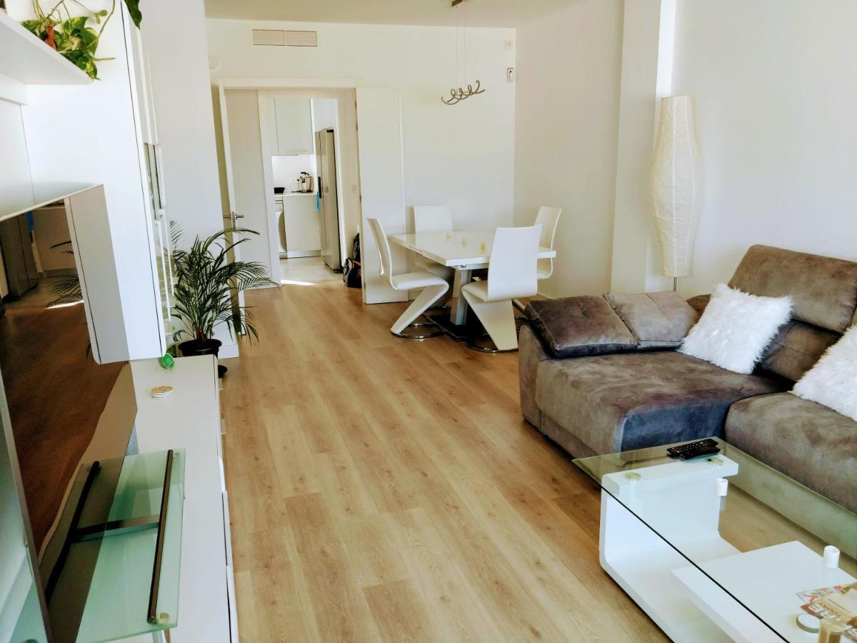 דירות מאלגה Atico Con Piscina Y Vistas Al Mar Habitat Litoral מראה חיצוני תמונה