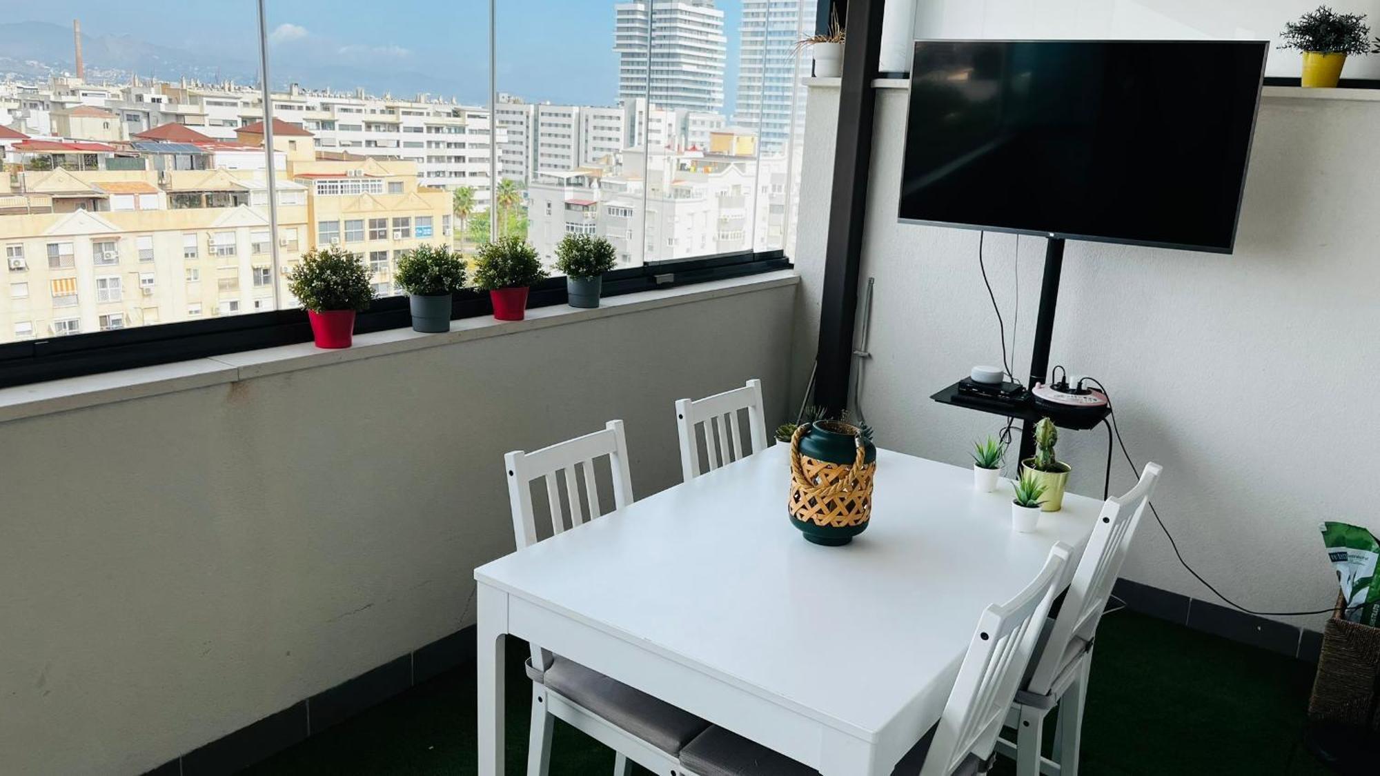 דירות מאלגה Atico Con Piscina Y Vistas Al Mar Habitat Litoral מראה חיצוני תמונה