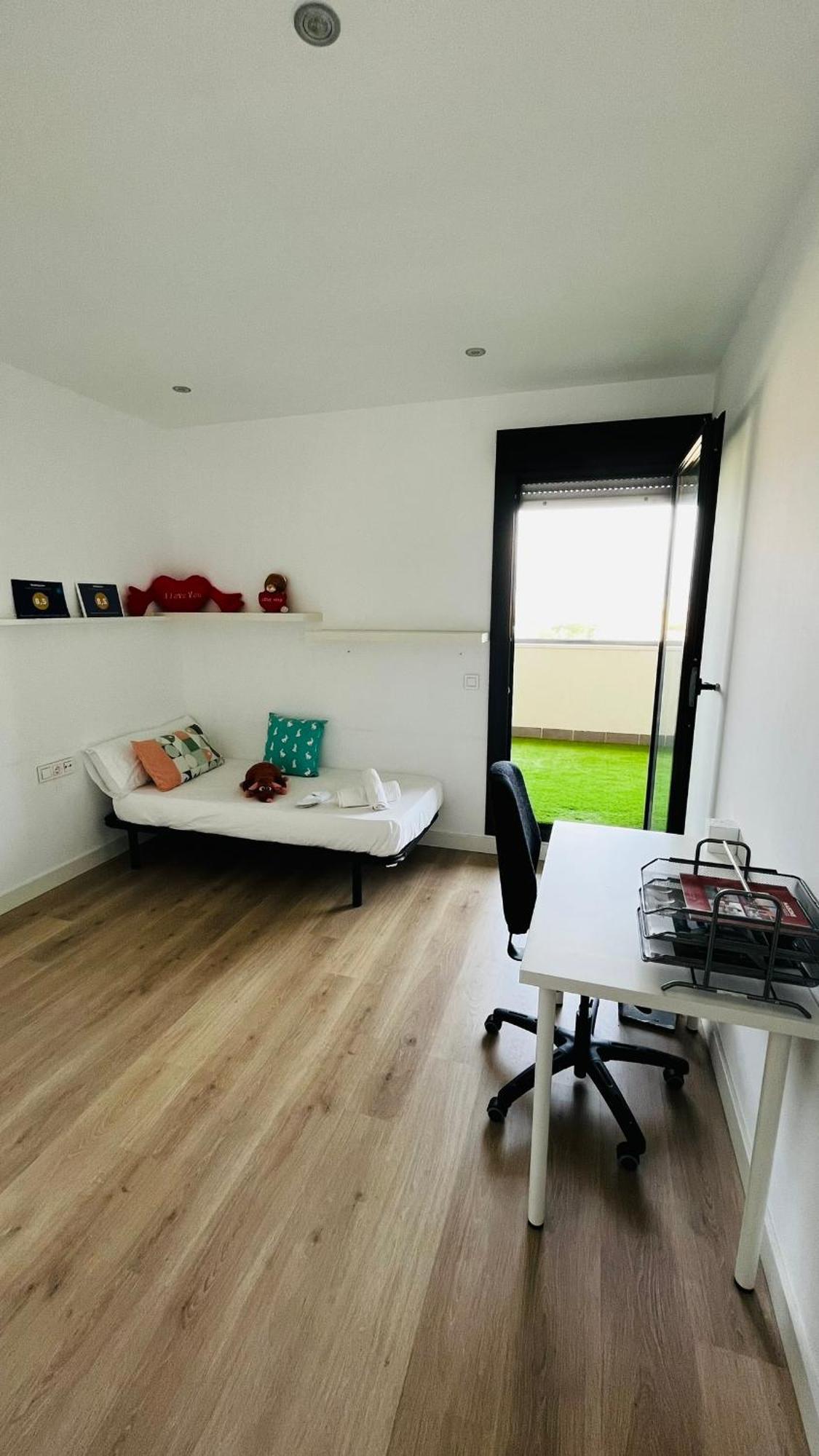 דירות מאלגה Atico Con Piscina Y Vistas Al Mar Habitat Litoral מראה חיצוני תמונה
