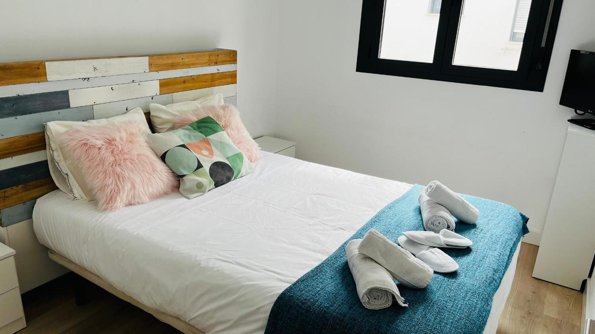 דירות מאלגה Atico Con Piscina Y Vistas Al Mar Habitat Litoral מראה חיצוני תמונה